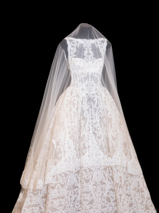 Timeless Ball Gowns Lace White With Wedding Veil Tulle Bridal Gown Garden Wedding Dresses RB4322