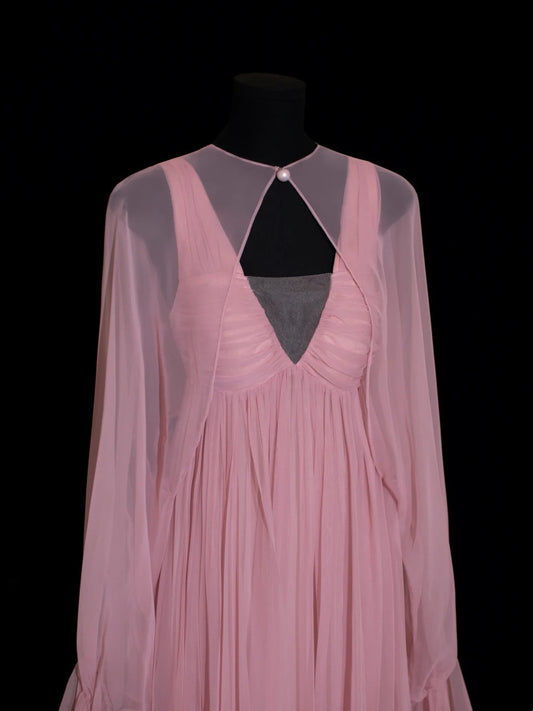 Chic A line V Neck Chiffon Pink Pleated Ruffle Long Prom Dresses Inspiration Evening Gowns Formal Party Prom Dress N148