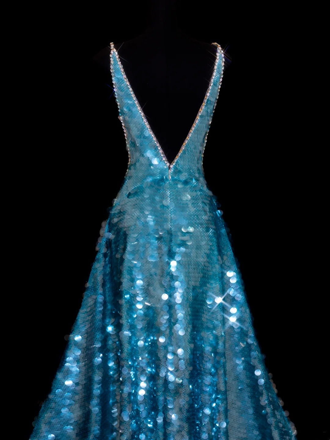 Sparkly A line V Neck Blue Sequin Evening Dress Long Prom Dresses Formal Outfits RB3934