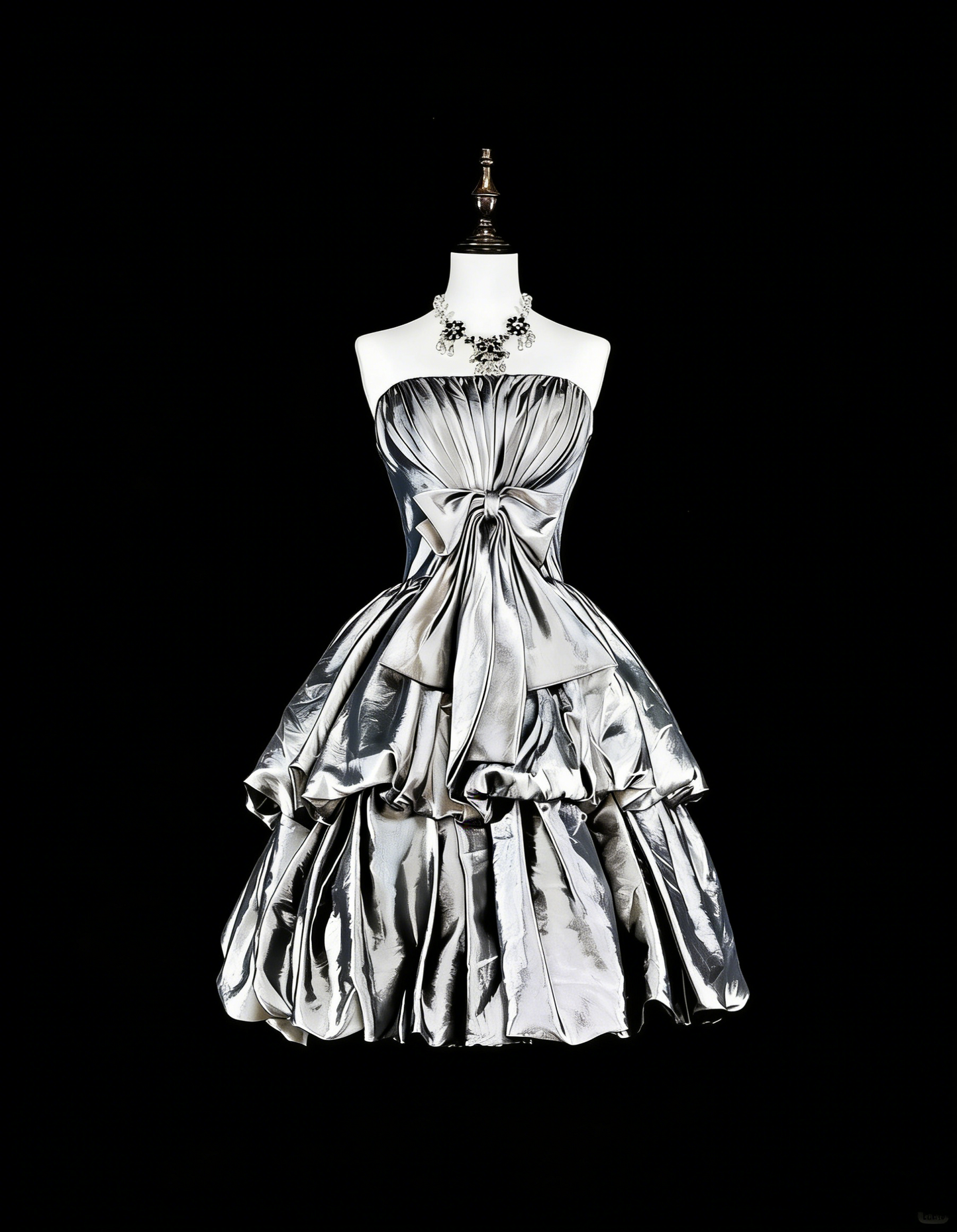 Vintage Ball Gown Strapless Silver Gray Taffeta Short Inspo 2000s Hoco Gowns Inspo Homecoming Dresses N1612