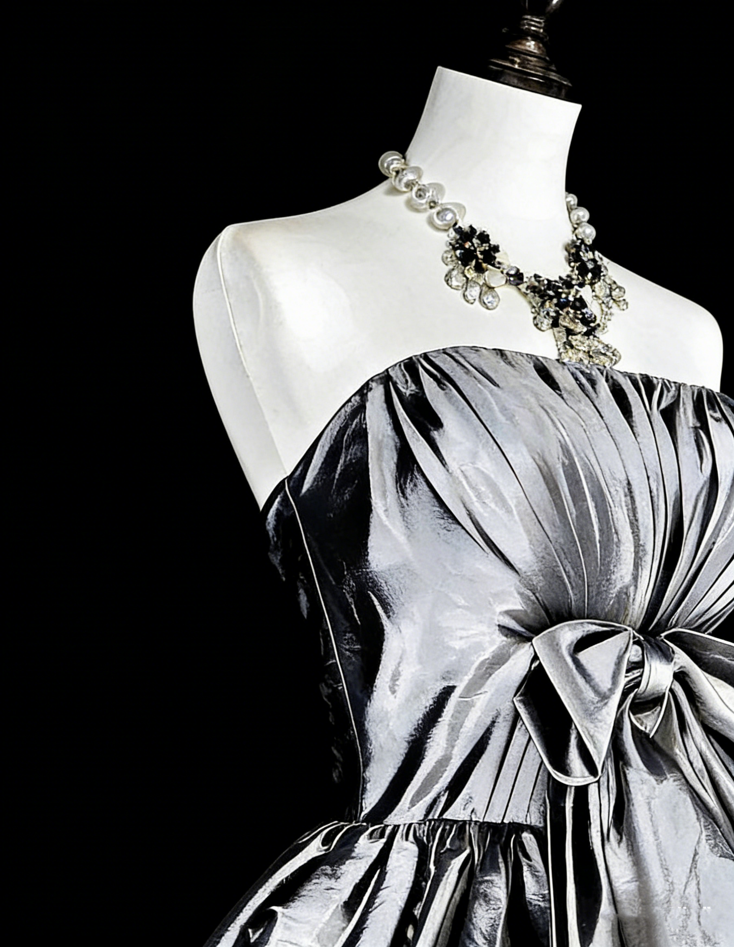 Vintage Ball Gown Strapless Silver Gray Taffeta Short Inspo 2000s Hoco Gowns Inspo Homecoming Dresses N1612