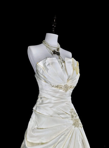 Unique Wedding Dresses Mermaid Strapless Ivory With Beaded Crystals Long Bridal Gown N3419