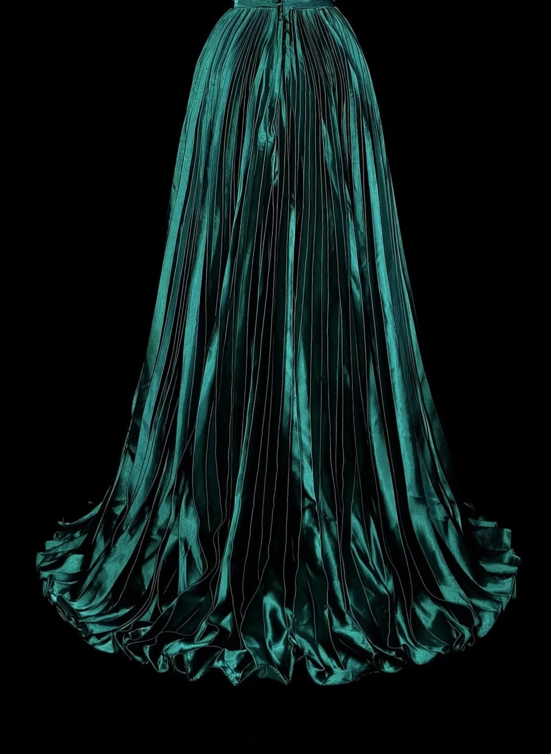 Vintage A line Halter Satin Ruffles Green With Beadings Sleeveless 70s Prom Dresses Long Formal Party Gown N1479