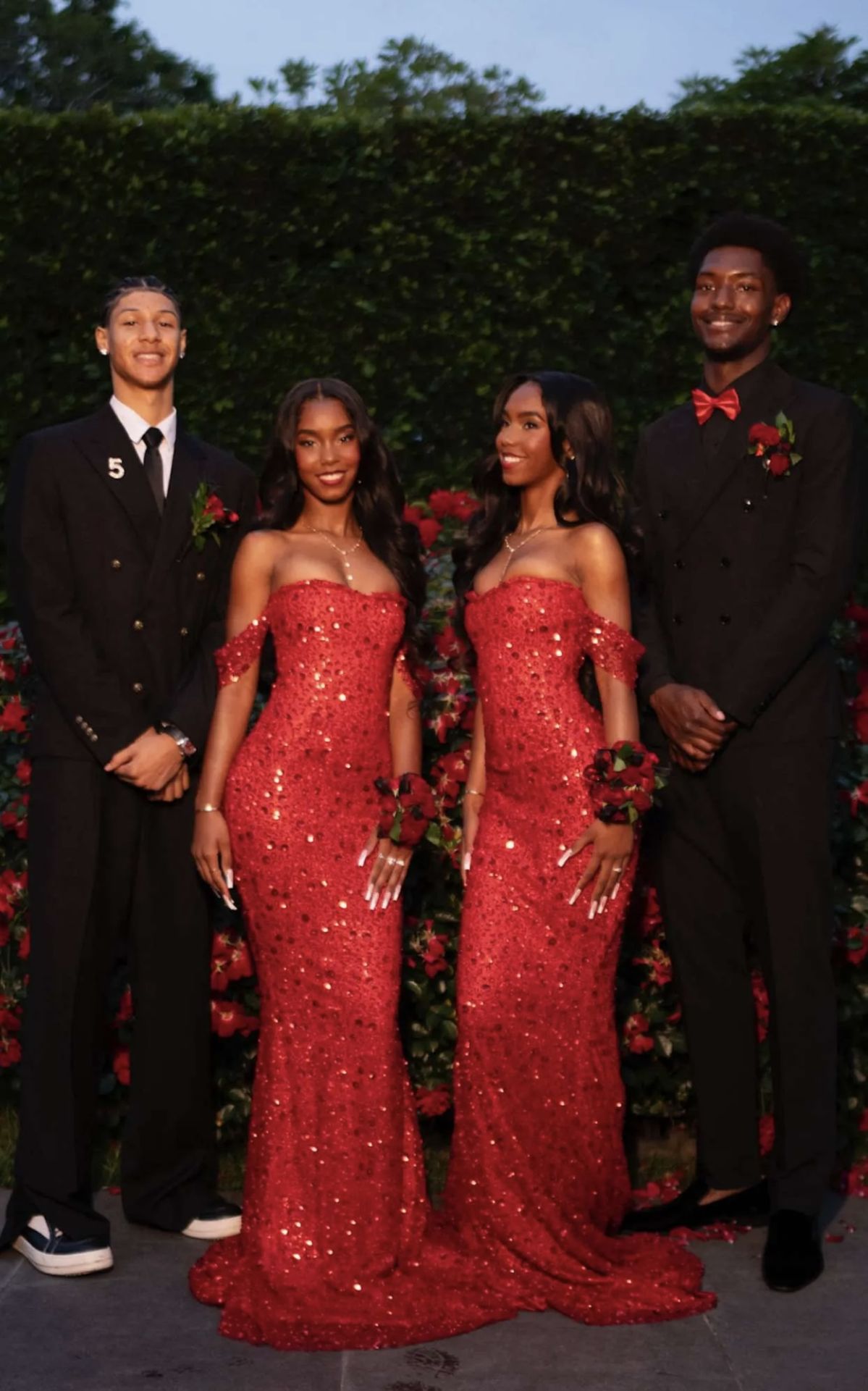 Chic Mermaid Off The Shoulder Red Beaded Sequin Prom Dresses Long Party Dress Prom Gowns DH2934