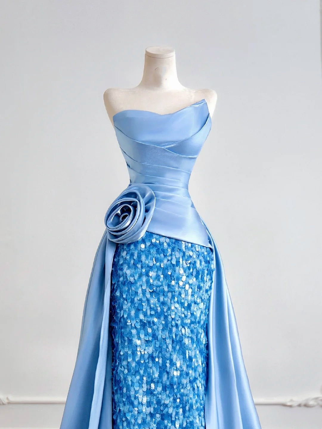 Luxurious Mermaid Strapless Blue Satin With Sequins Prom Dresses Long Evening Formal Birthday Party Gowns N381