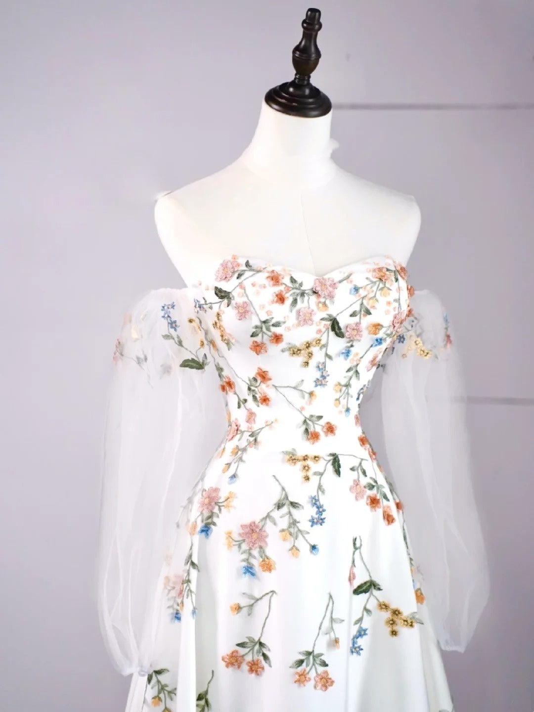 Modest A line Sweetheart Floral White College Formal Outfit With Long Sleeves Prom Graduation Dresses For Teens N1172