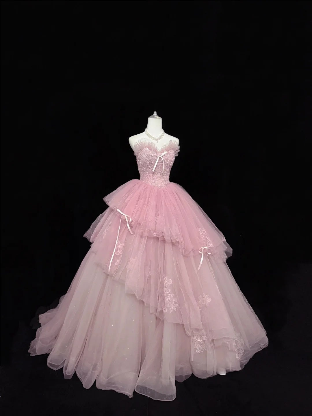 Sweet 15 Quinceanera Dress Ball Gown Sweetheart Pink With Lace Appliqued Tiered 15th Birthday Gown RC0237