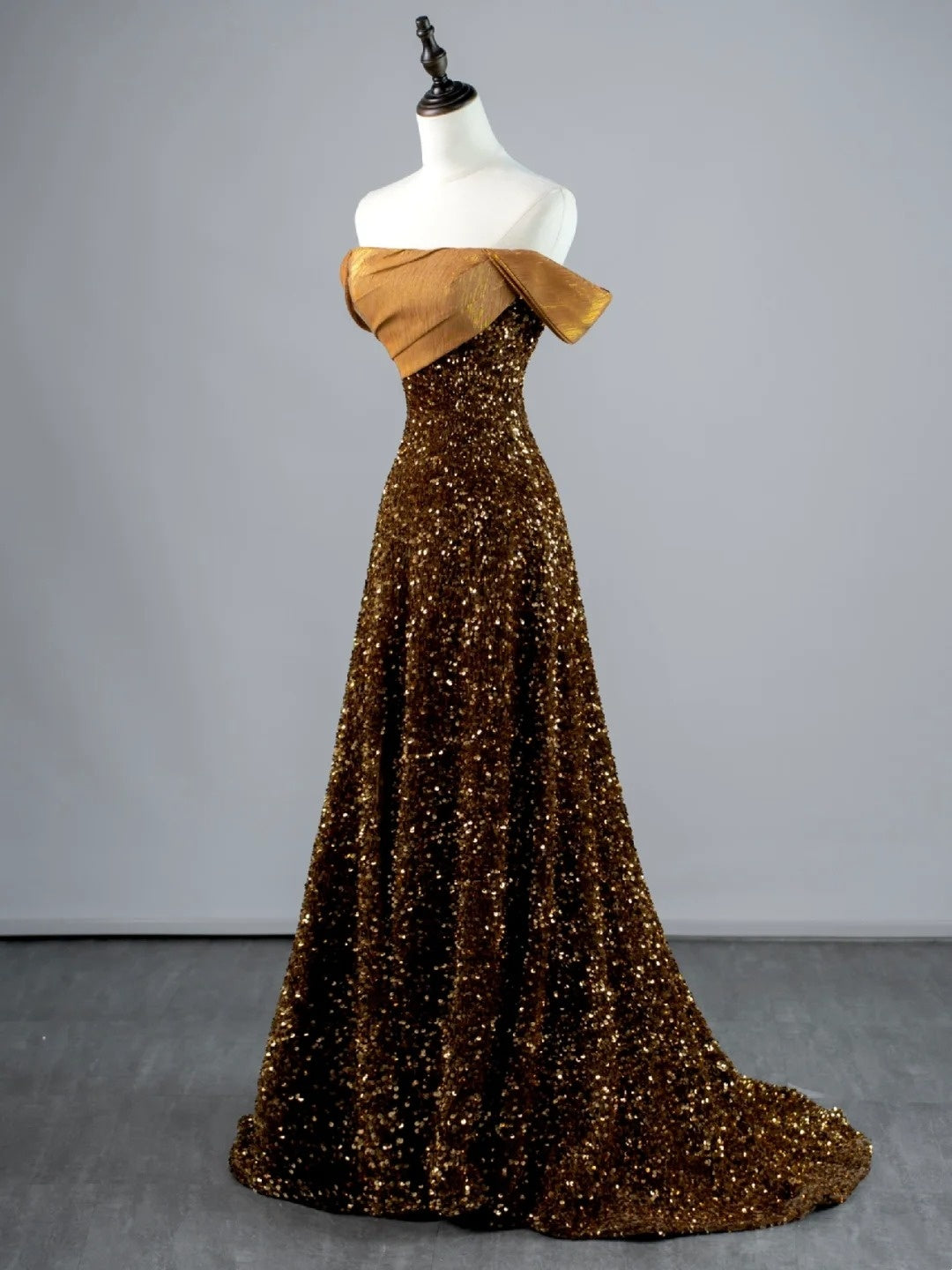 Modest A line Off The Shoulder Sequins College Formal Outfit Long Prom Graduation Dresses For Teens N1167