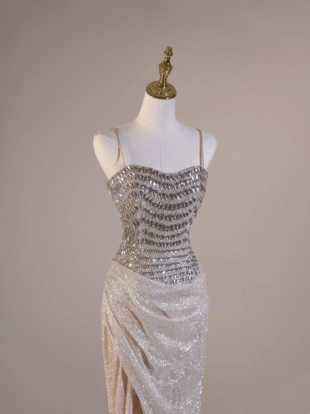 Sexy Mermaid Spaghetti Straps Champagne With Beadings Slit Wrap Long Prom Dresses Impress 19th Birthday Outfits Prom Gown N238