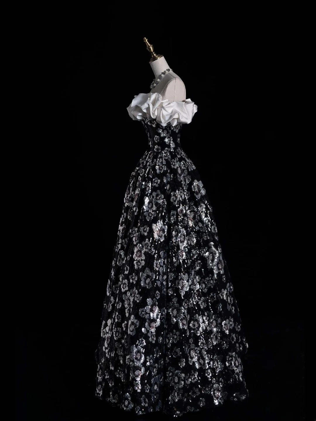 Modest Ball Gown Off The Shoulder Black Floral Sequin College Formal Sweet 16 Outfit Long Prom Dresses For Teens N1166