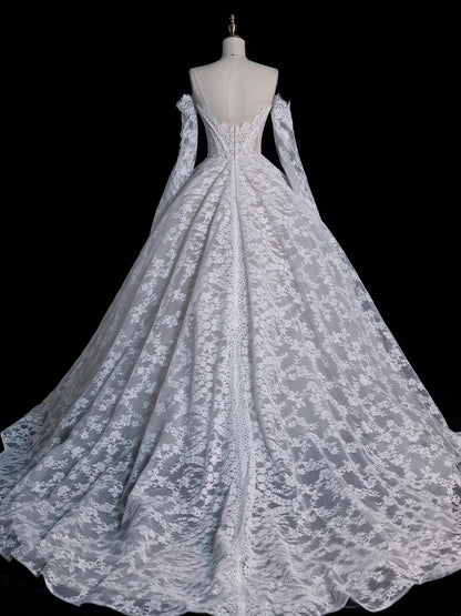 Fairytale Fantasy Art Wedding Dresses Ball Gown Sweetheart Lace White With Long Sleeves Train Brides Dress Fitted Bridal Gowns N651