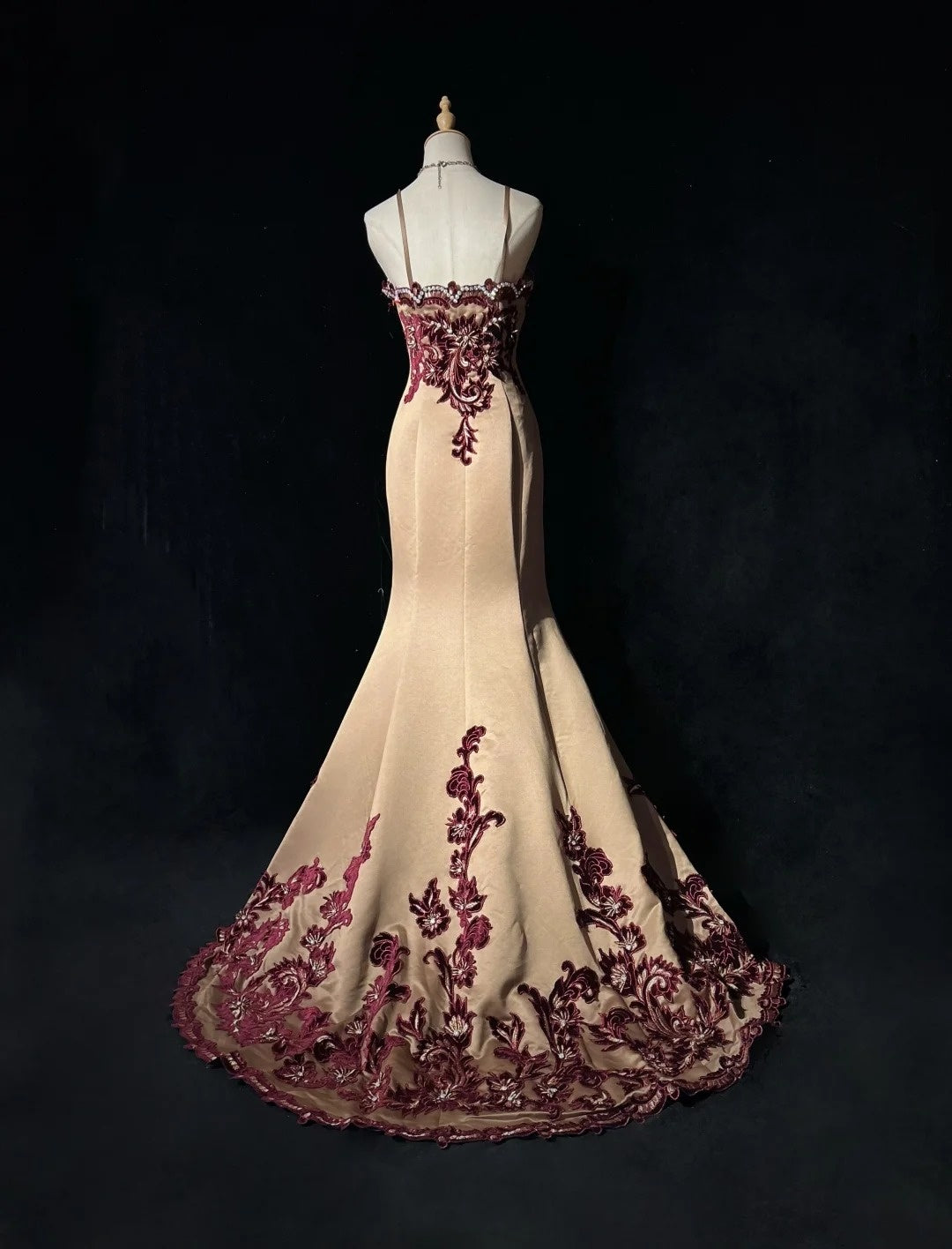 Princess Prom Dresses Mermaid Spagehtti Strap Champagne With Burgundy Embroidery Evening Long Dress N3291