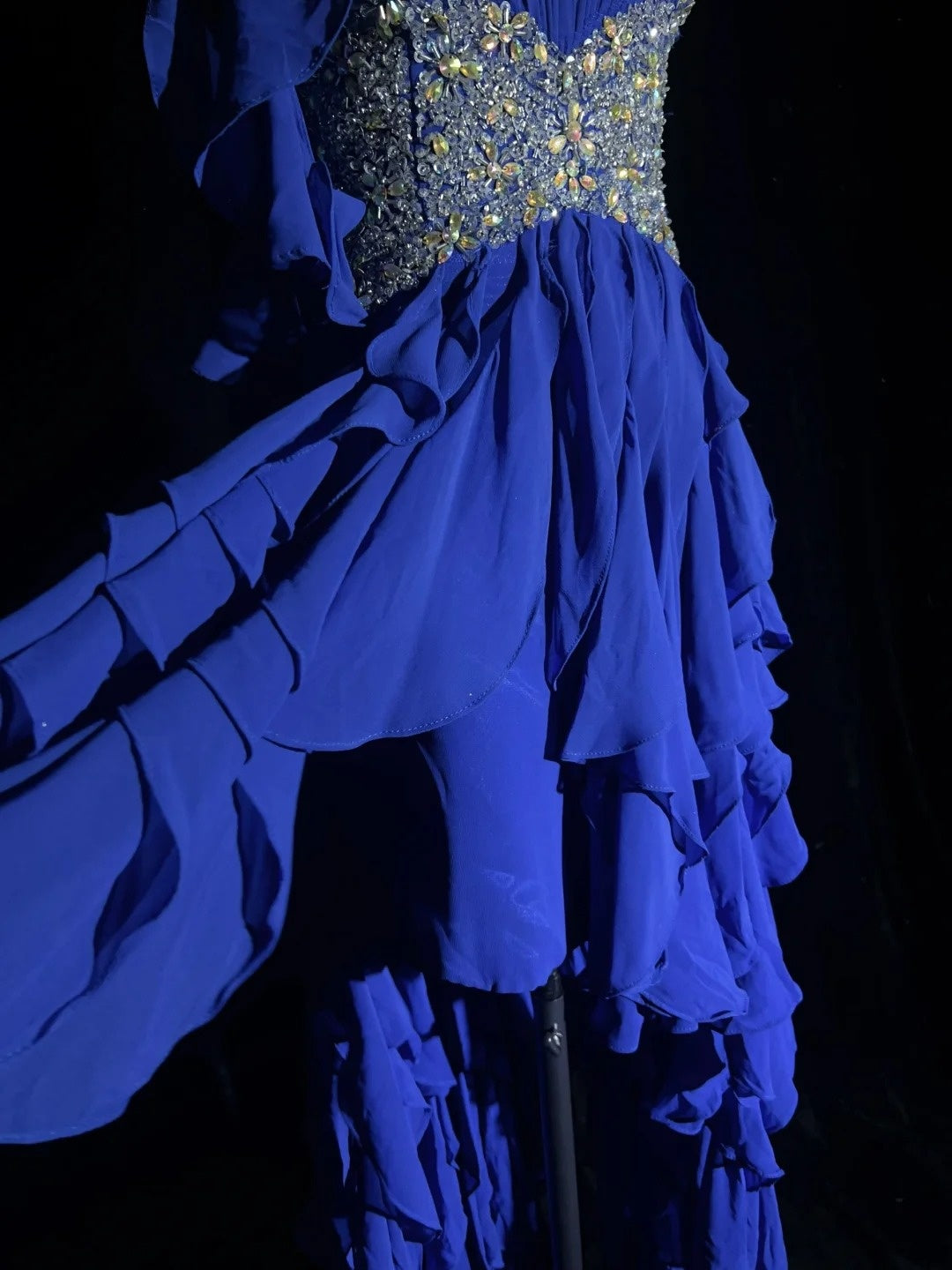 Elegant Prom Dresses A line High Low One Shoulder Royal Blue Chiffon With Beading Sleeveless Long Formal Gown N2881