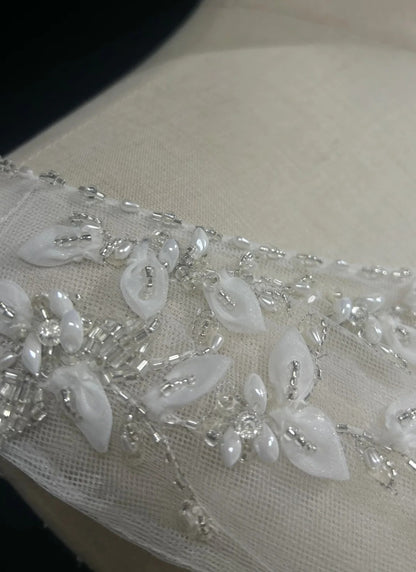 Fairytale Fantasy Art Wedding Dresses A line Scoop White Beads Long Brides Dress Bridal Gowns N2600