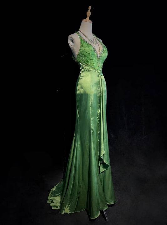 Beautiful Prom Dresses Mermaid Halter Green Satin With Ruffled Beading Long Evening Outfits N3382