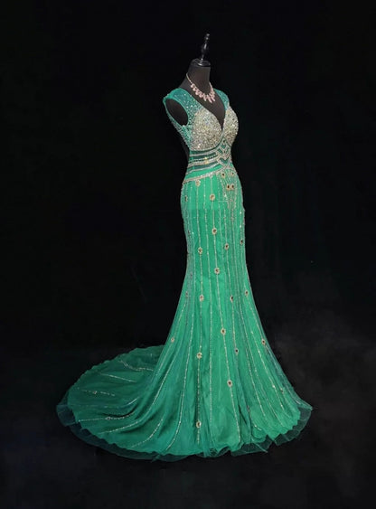 Vintage Mermaid V Neck Green Backless Open Backs Evening Long Prom Dresses Formal Outfits RB3941