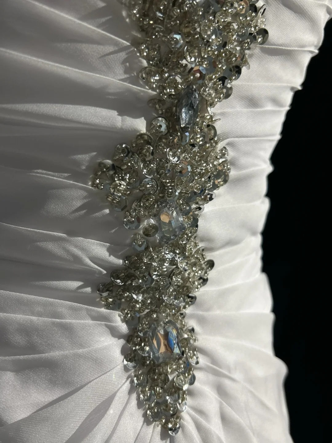 Timeless Wedding Dresses Mermaid Halter Chiffon White Satin With Beaded Long Brides Gown N3474