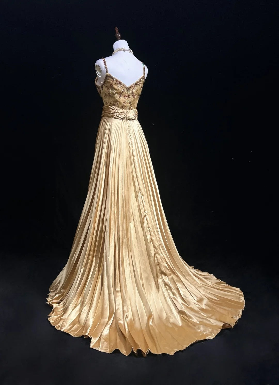 Vintage Prom Dresses A Line Spaghetti Strap Gold Satin With Ruffles Beading Long Formal Dress N2501