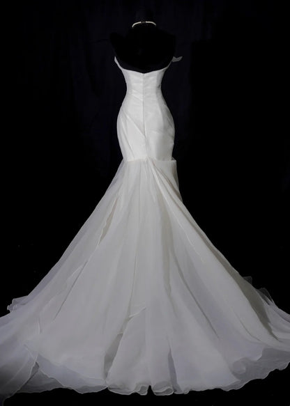 Plain Wedding Dresses Mermaid Strapless Ivory Sleeveless Brides Dress Fitted Bridal Gowns AB2526
