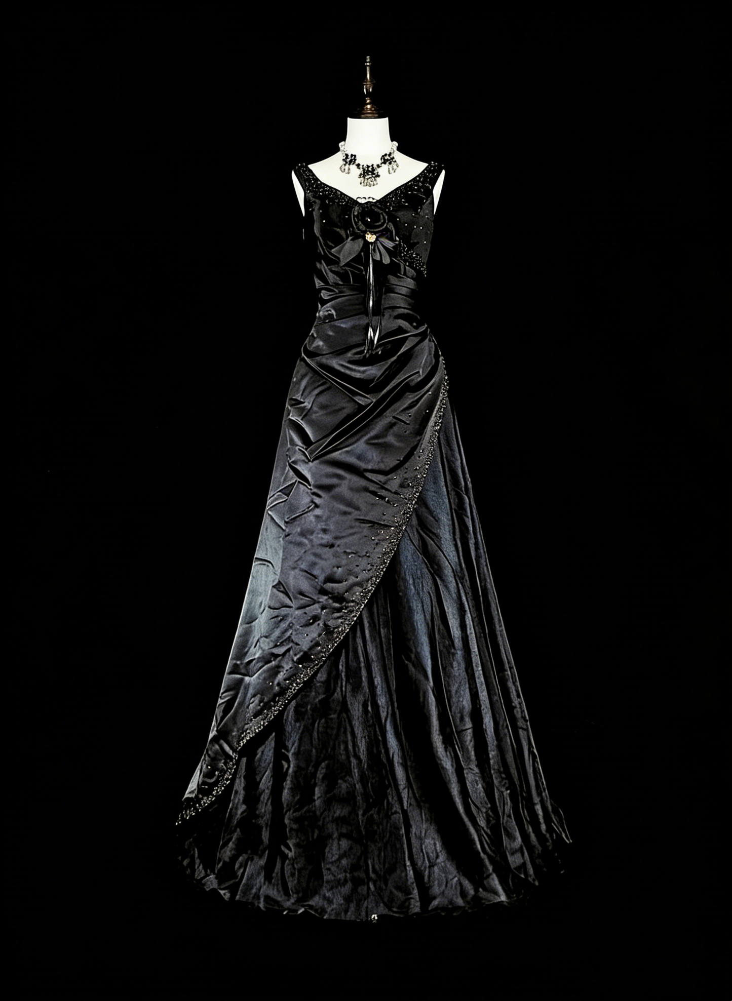 Dreamy Prom Dresses Vintage 90s With Beads V Neck A line Satin Black Long Formal Outfits N2375