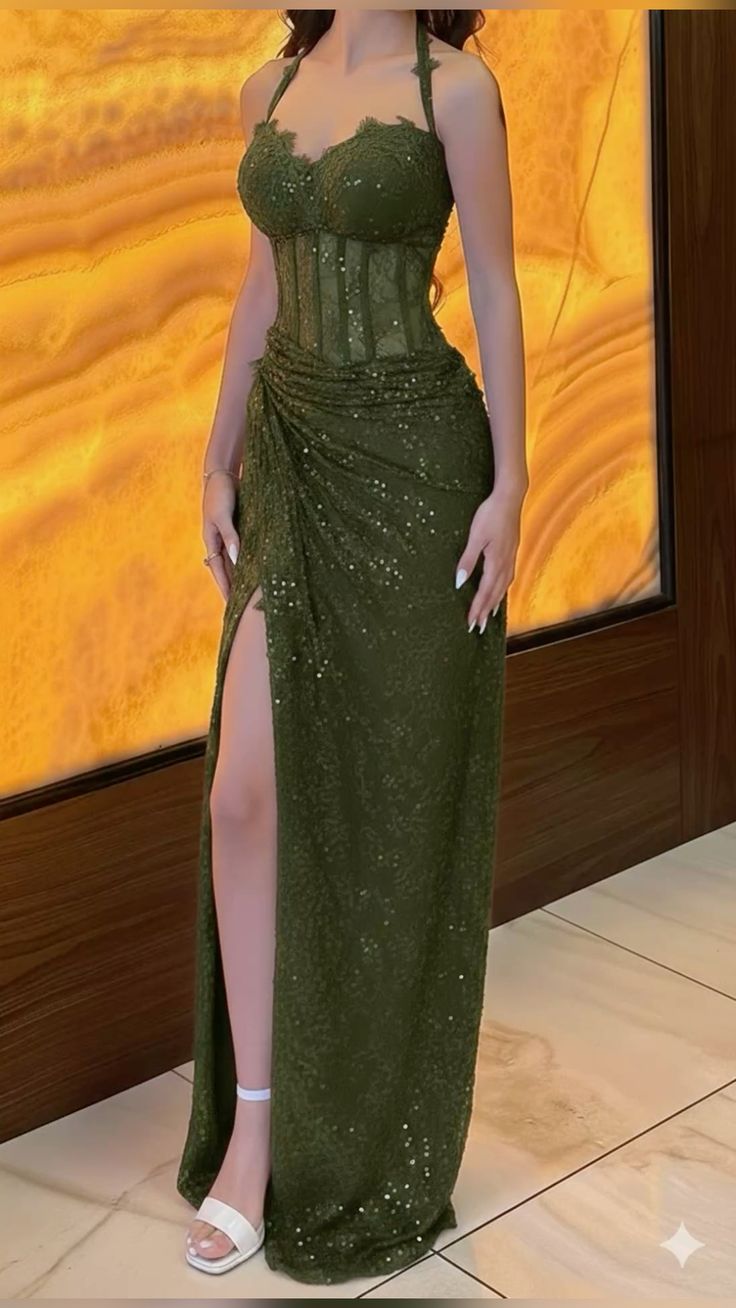 Sexy Mermaid Halter Burgundy Lace With Split Prom Dresses Long Evening Formal Gown With Pleated Party Gowns N351