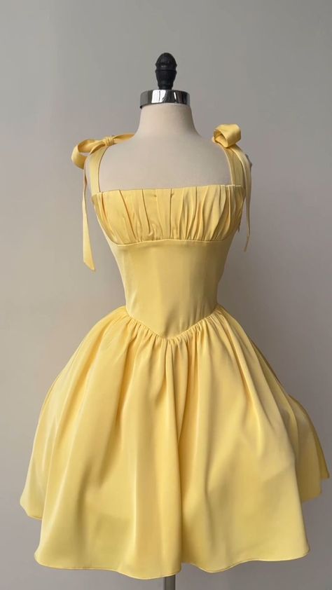 Simple Ball Gown Straps Yellow With Bow Graduation Gown Mini Senior Inspo Short Homecoming Dress RB3147