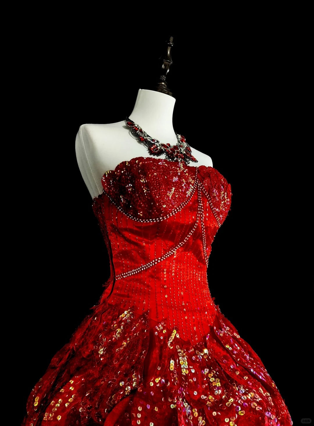 Cute Ball Gown Strapless Burgundy With Tiered Layers Ruffles Long Party Gowns Prom Dresses N2147
