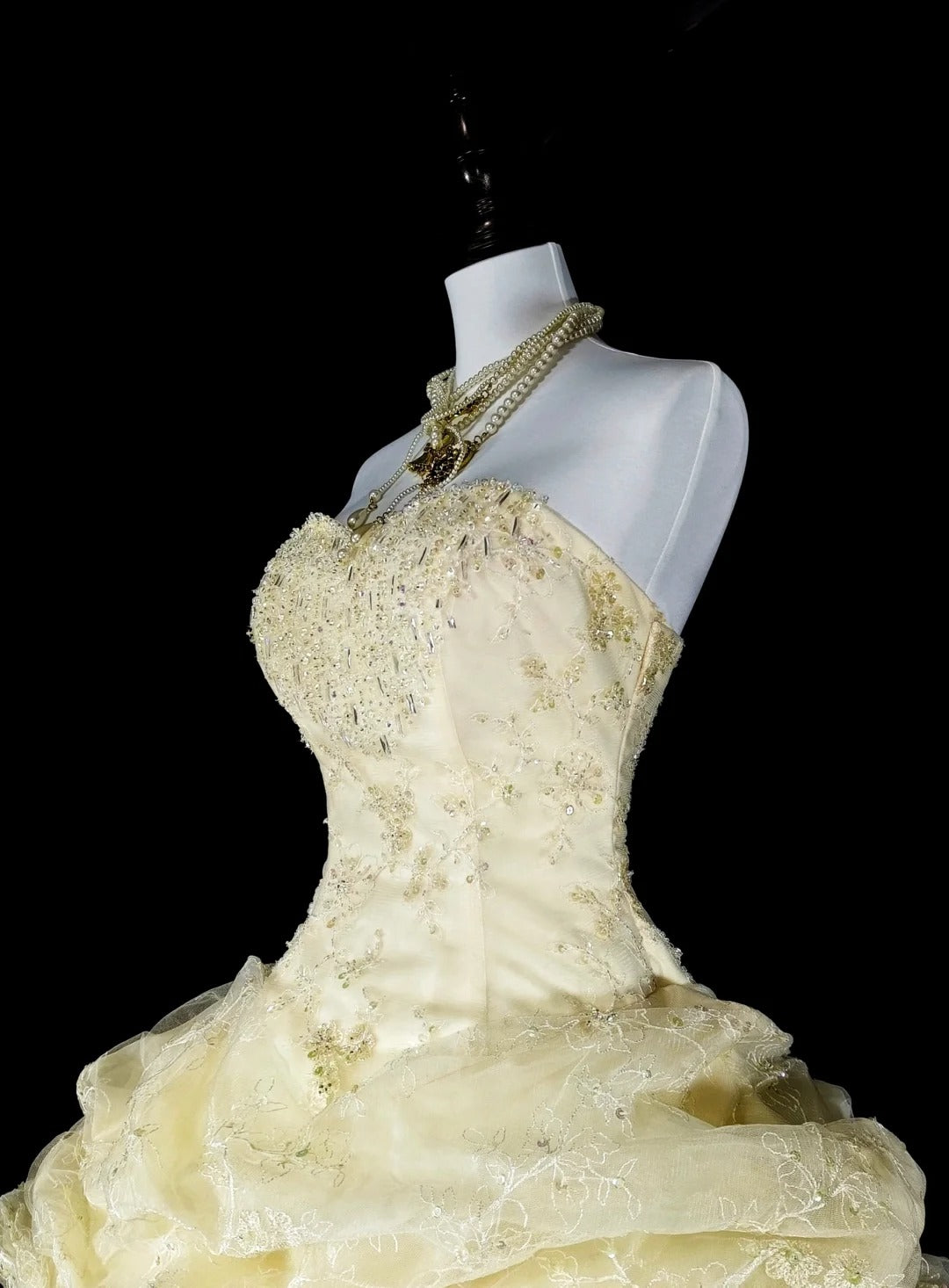 Modest Prom Dresses Ball Gown Yellow Strapless Sleeveless Sweet 16 Dress Formal Evening Outfits N3514