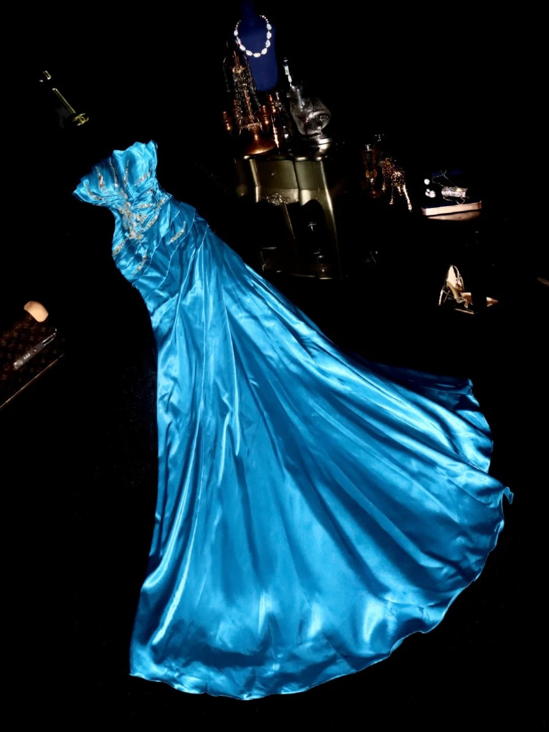Sophisticated Mermaid Strapless Royal Blue Satin With Ruffled School Dances Prom Dresses 8th Grade Formal Outfits Evening Gown RB8429
