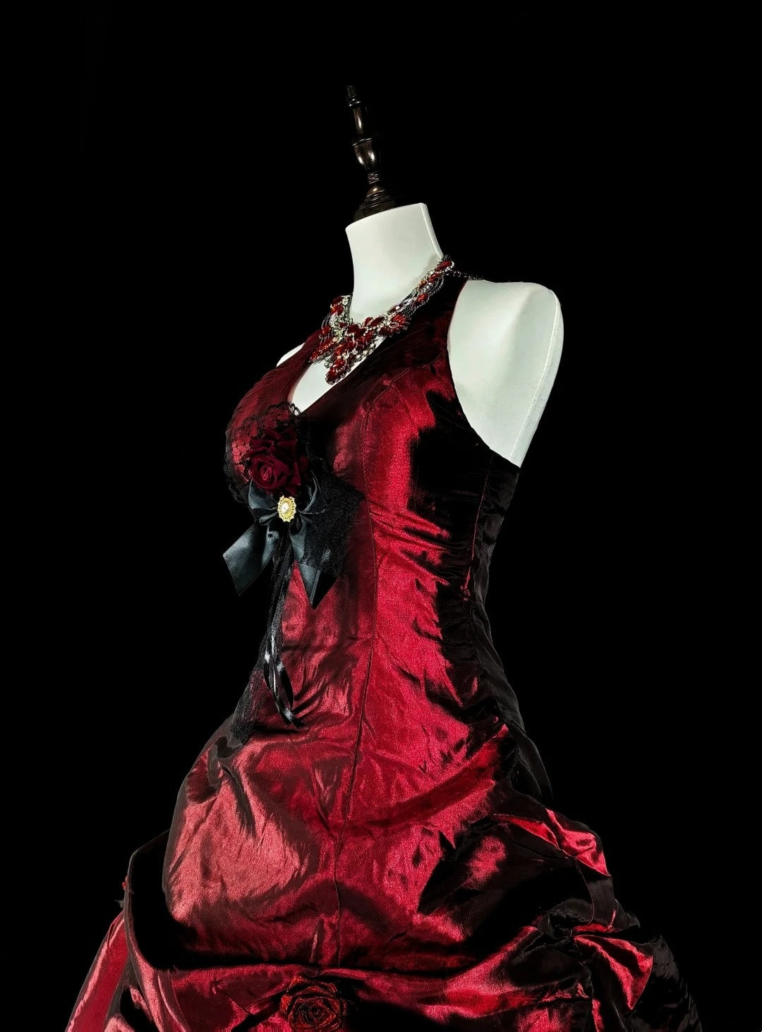 Vintage Ball Gown Halter Burgundy Taffeta Sweet 16 Dresses Quinceanera Dress Long 15 Vestidos De Fiesta N1828