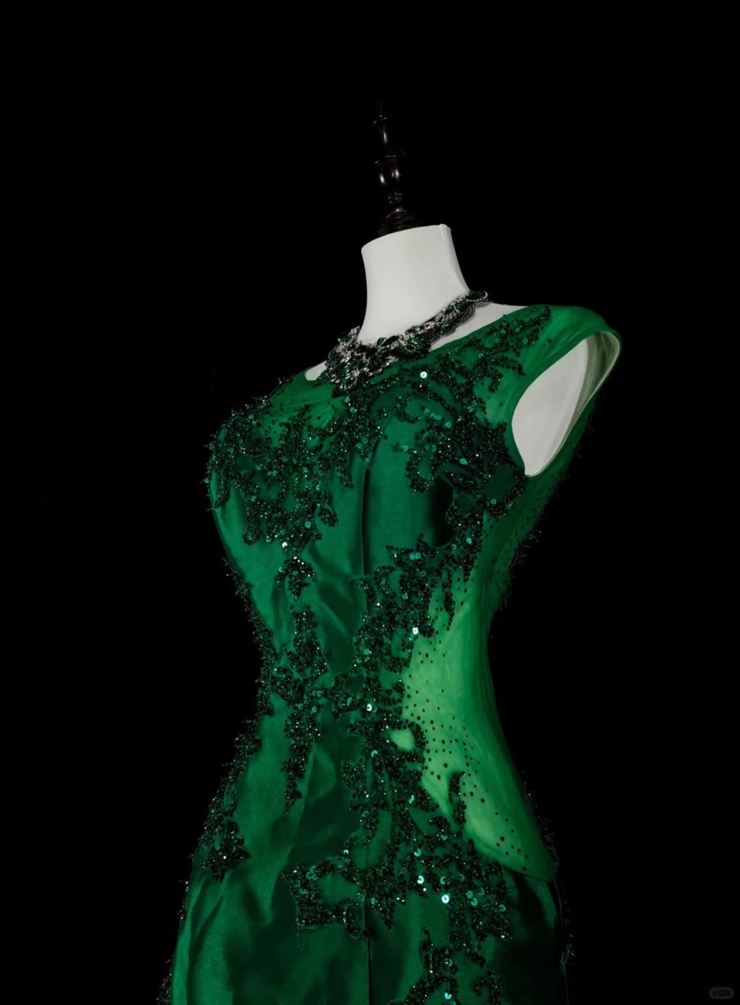 Vintage Prom Dresses Mermaid Scoop Dark Green Satin With Beading 1980s Long Formal Gown N2705