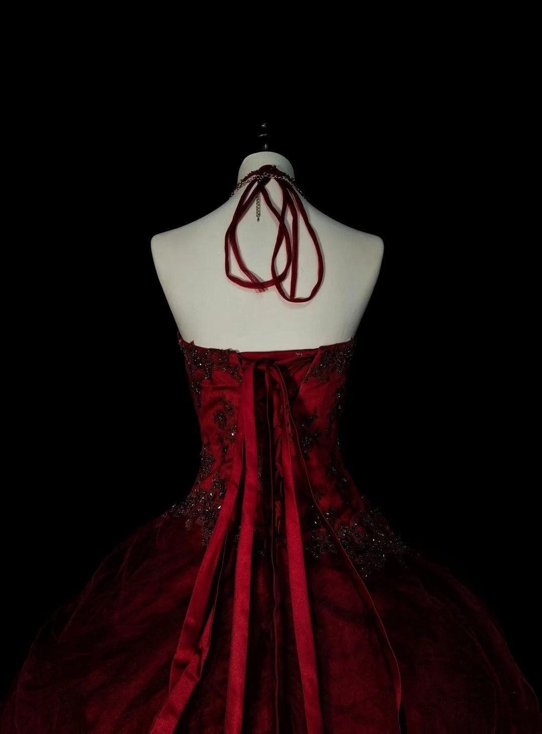 Vintage Ball Gown Halter Burgundy Tulle Sweet 16 Dresses Quinceanera Dress Long 15 Vestidos De Fiesta N1480