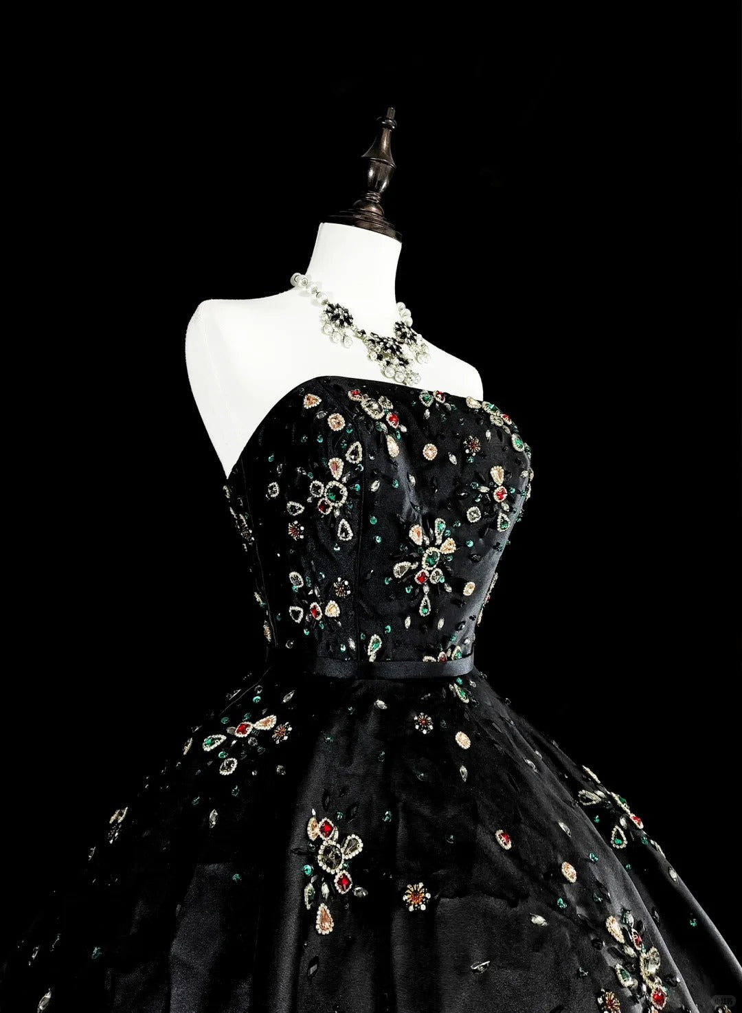 Modest Prom Dresses Ball Gown Strapless Black Tulle Sweet 16 Dress Formal Evening Outfits N3517