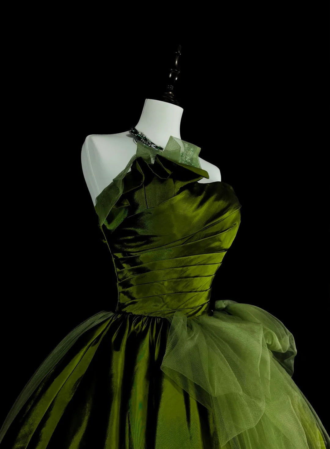 Vintage Ball Gown Sweetheart Olive Green Tulle Sweet 16 Dresses Quinceanera Dress Long 15 Vestidos De Fiesta N1464
