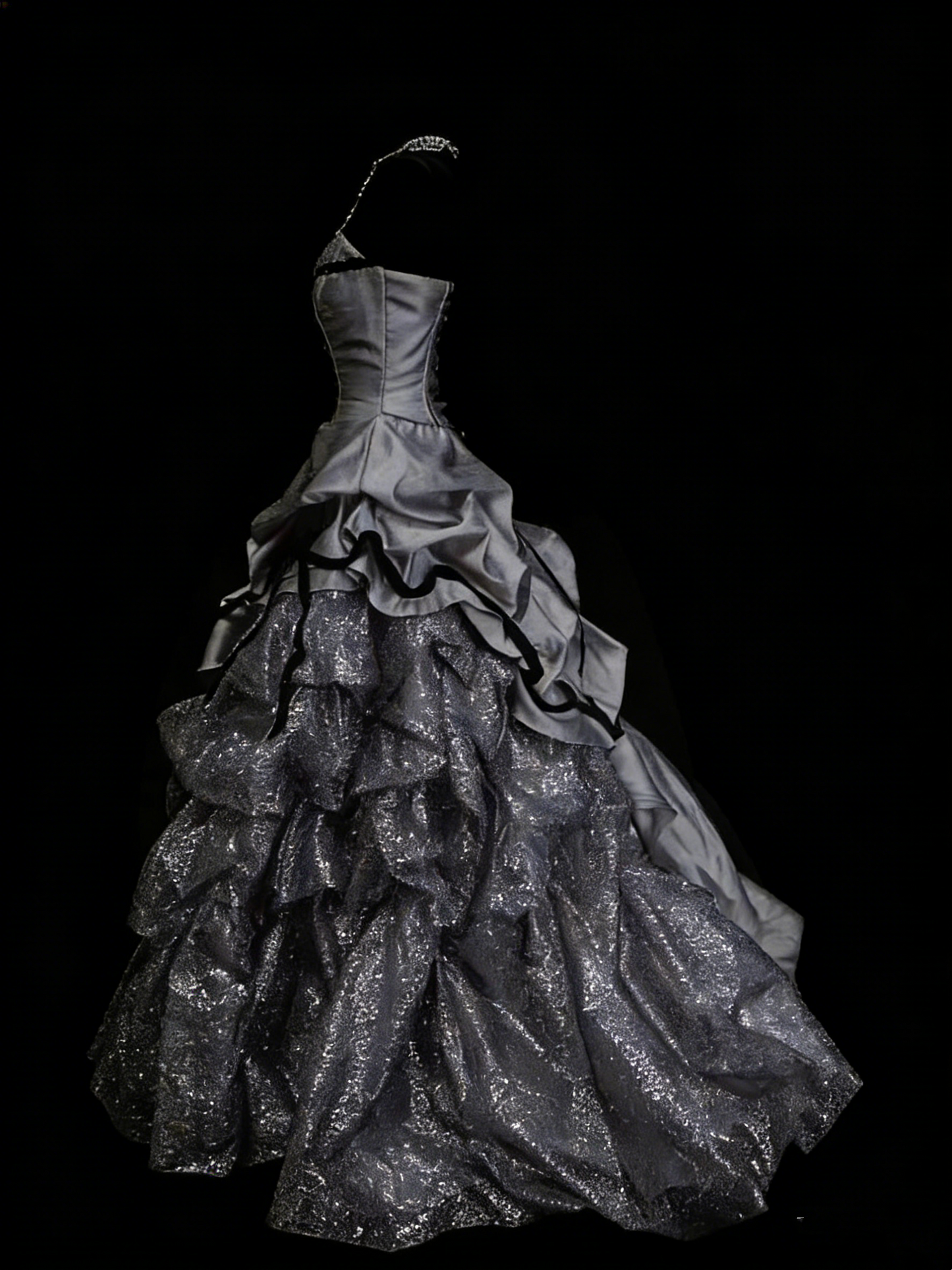 Sweet Ball Gown Strapless Gray Satin With Tiered Layers Ruffles Long Party Gowns Prom Dresses N2235