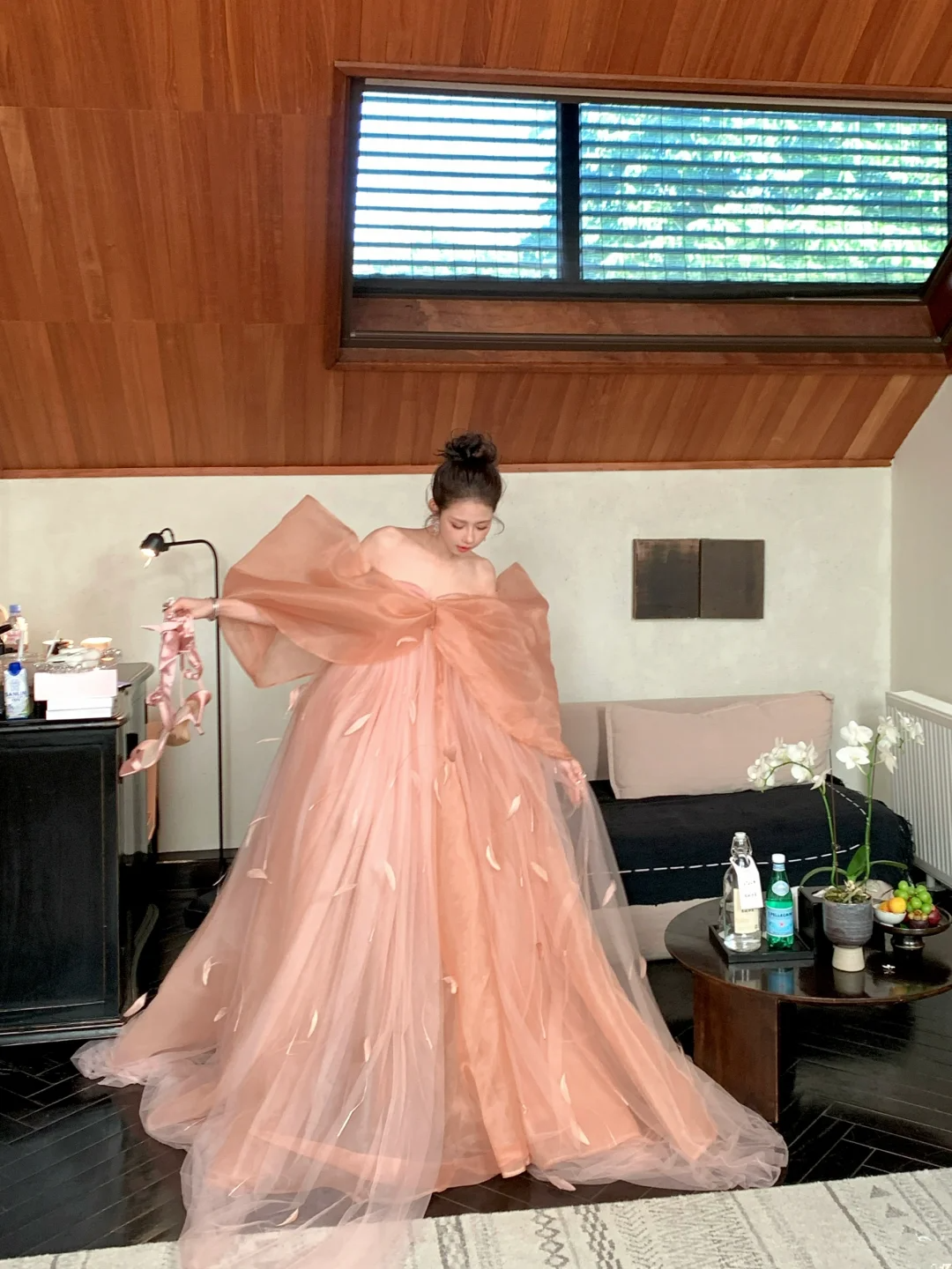 Modest Ball Gown Off The Shoulder Coral Pink With Long Sleeves Bow Prm Dress Aesthetic Long Graduation Evening Outfits N065
