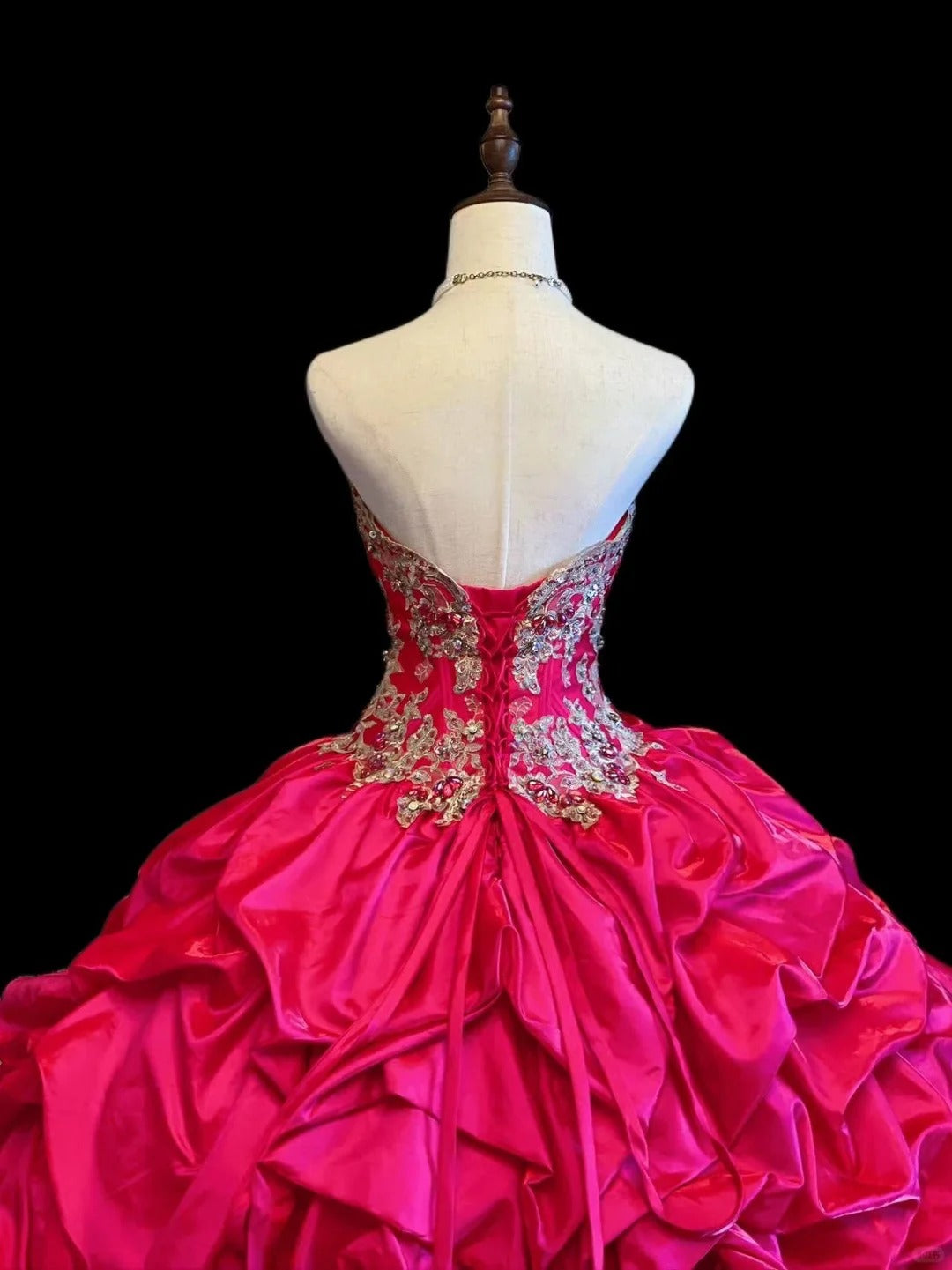 Princess Ball Gown Sweetheart Hot Pink With Layered Tiered Long Sweet 16 Dresses Seventeen Quince Dress RB4027