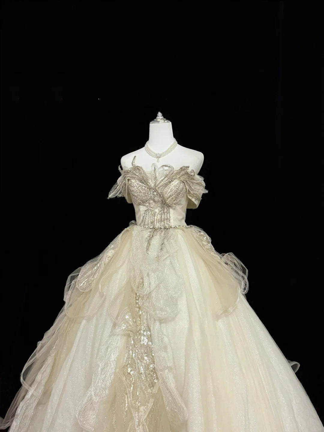 Sweet 15 Quinceanera Dress Ball Gown Off Shoulder Gold With Lace Appliques Tulle 15th Birthday Gown RC0263