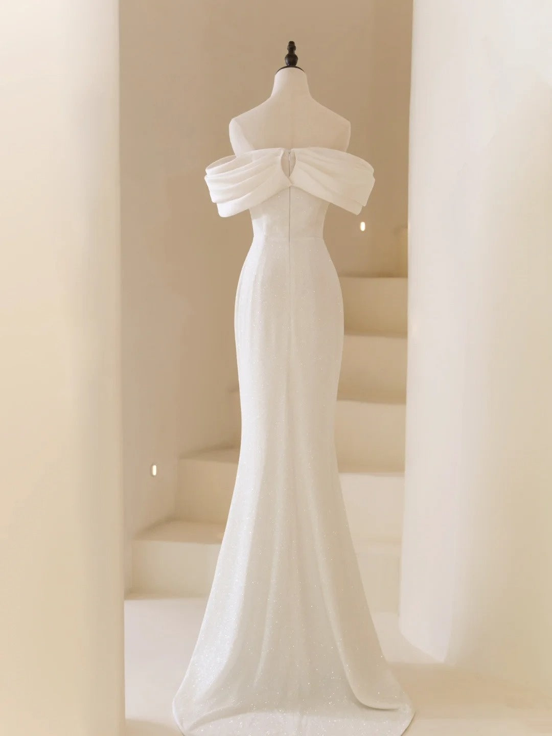 Classic Mermaid Wedding Dresses Off The Shoulder Satin White With Short Sleeves Brides Dress Long Bridal Gowns N234