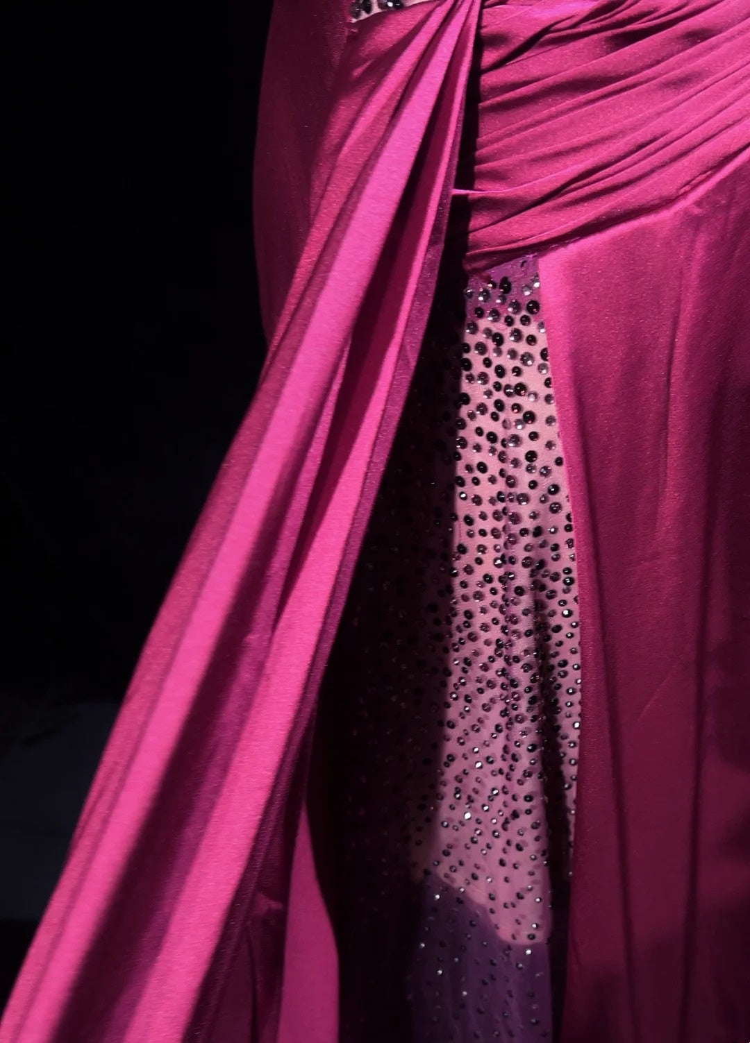 Vintage Prom Dresses A line Sweetheart Hot Pink Satin 70s With Beads Long Formal Gown N2530