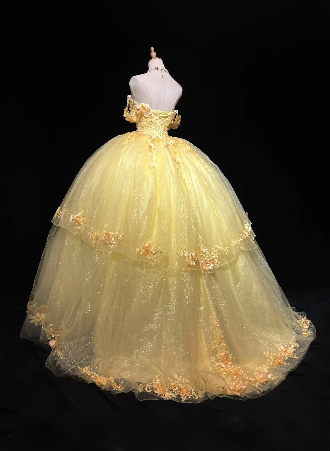 Fairy Quinceanera Dress Ball Gown Off The Shoulder Yellow Flowers Tulle With Lace Quince Dresses RC1136