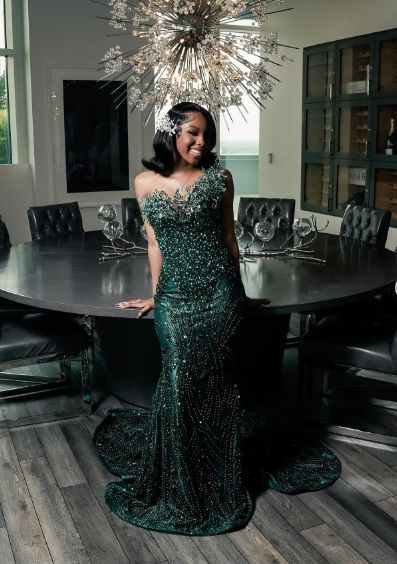 Luxury One Shoulder Satin Beaded Evening Dress Emerald Green Mermaid Prom Dresses N599