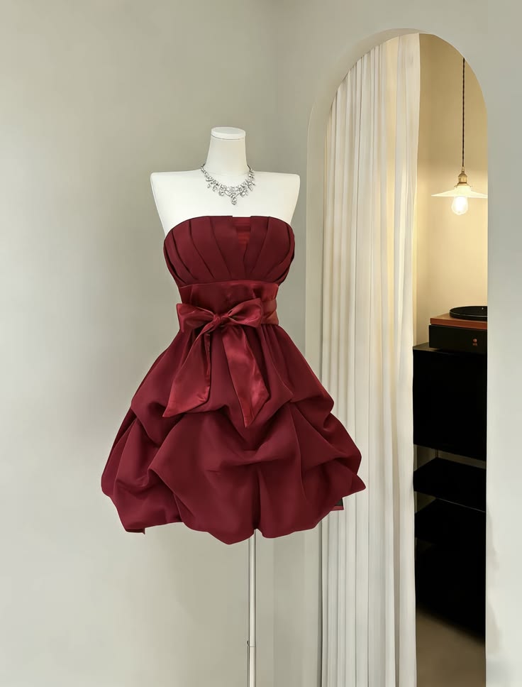 Short Prom Birthday Dress Ball Gown Strapless Burgundy Organza Homecoming Dress Short Party Dress RB8161