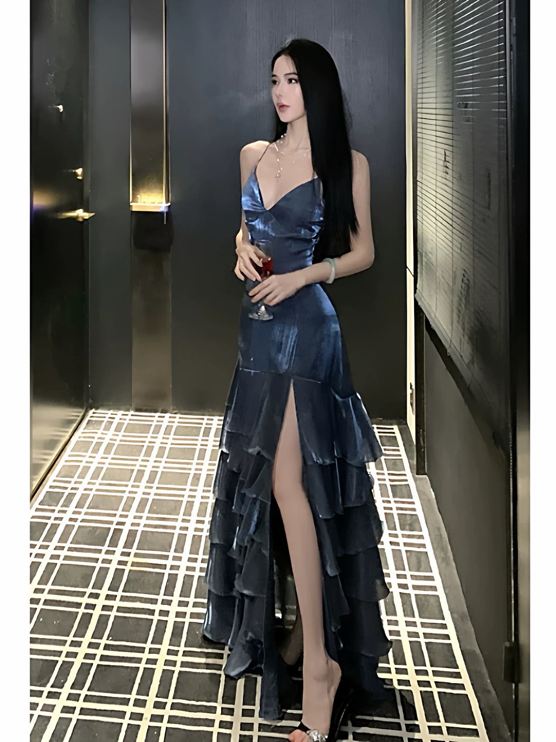 Chic Mermaid Halter Spaghetti Strap Long Prom Dresses Slit Navy Blue Long Formal Dresses N700