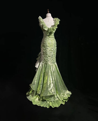 Vintage Prom Aesthetic Dresses Mermaid V Neck Green With Beading Long Formal Dress N3059