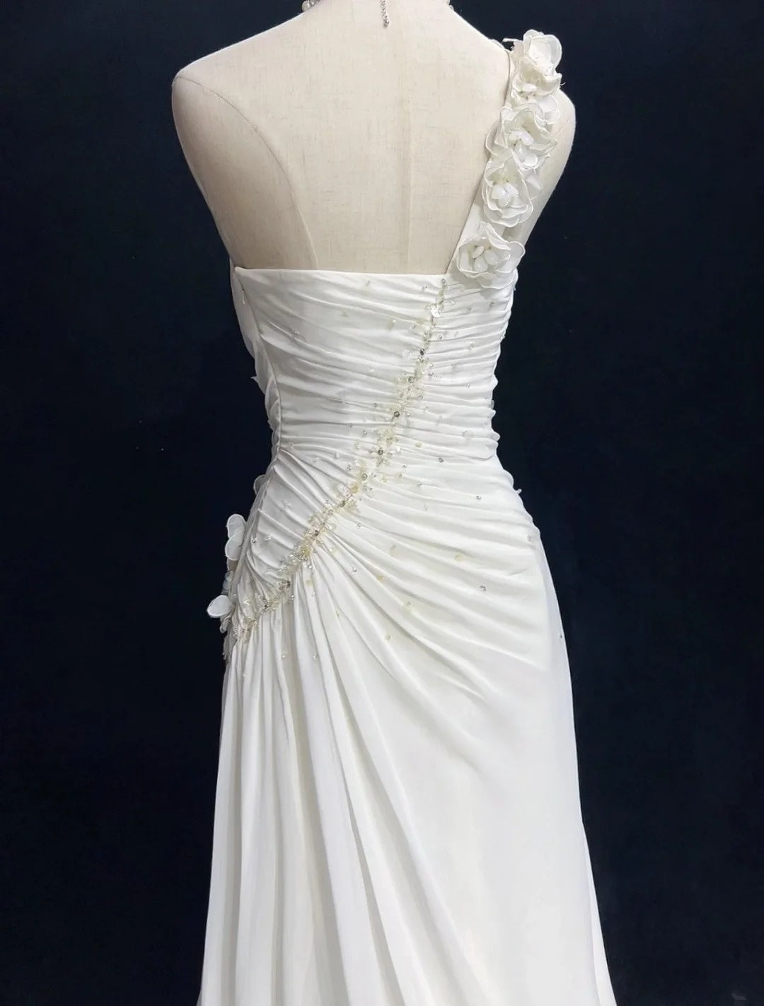 Unique Wedding Dresses Mermaid One Shoulder White Chiffon With Beading Summer Garden Long Bridal Gown N3679