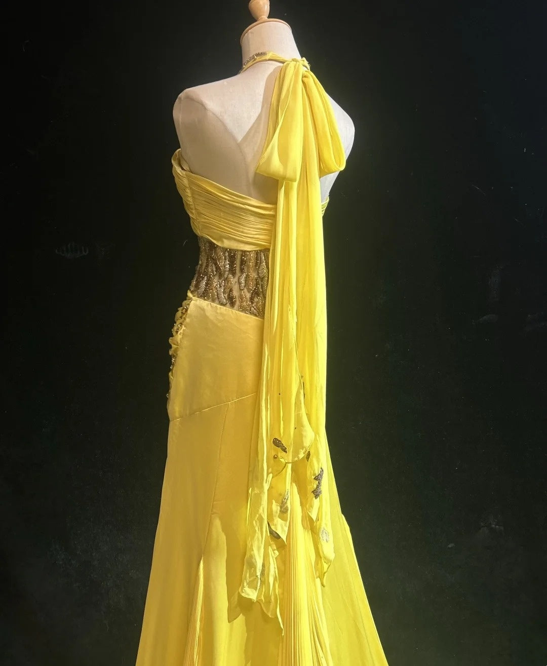 Vintage Prom Dresses A Line Halter Yellow 70s With Beading Chiffon Long Formal Party Dress N2526