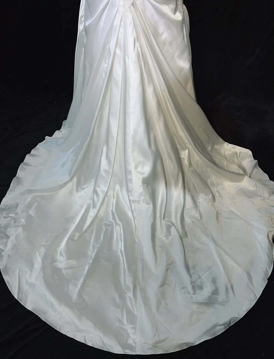 Unique Wedding Dresses Mermaid Spaghetti Strap ivory With Ruffled Appliqued Long Bridal Gown N3631