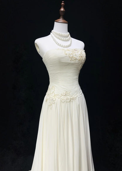 Timeless Wedding Dresses A Line Strapless White Chiffon With Appliqued Long Bridal Gown N3013