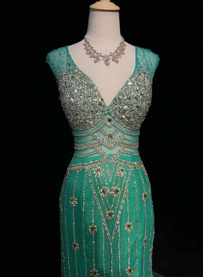 Glamorous Prom Dresses Mermaid V Neck Green Tulle Backless With Beaded Formal Dress N2872